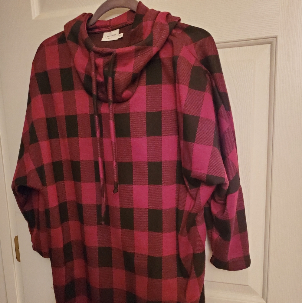 CRESCENT DRIVE TUNIC HOODIE RED BUFFALO PLAID